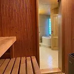 Rooftop 180m2 Loft With Private Sauna, Lägenhet