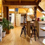 Appartement Rooftop 180m2 Loft With Private Sauna, Bratislava