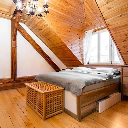 דירה Rooftop 180m2 Loft With Private Sauna, ברטיסלאבה