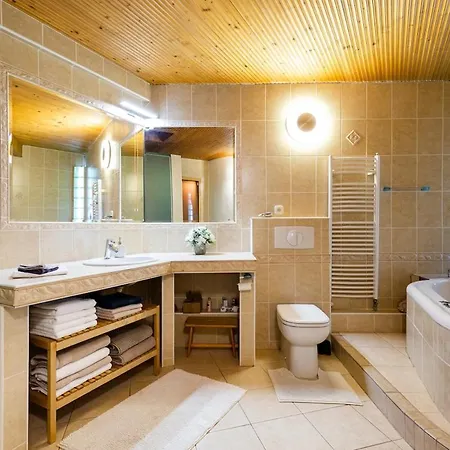 Rooftop 180m2 Loft With Private Sauna,