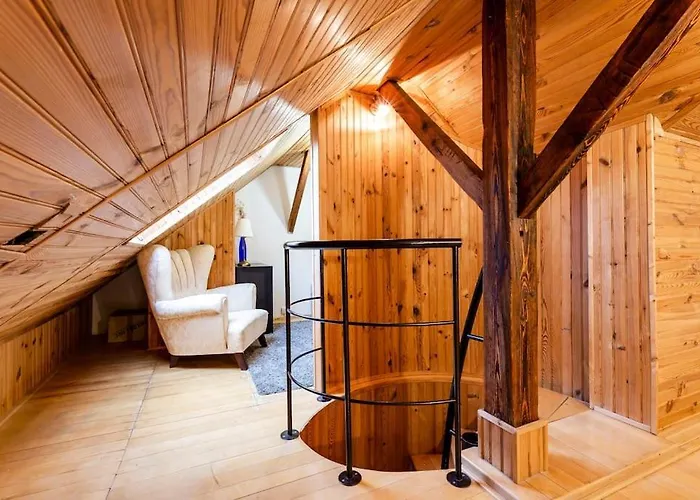 Rooftop 180m2 Loft With Private Sauna, ברטיסלאבה