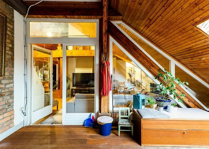 Rooftop 180m2 Loft With Private Sauna, דירה *