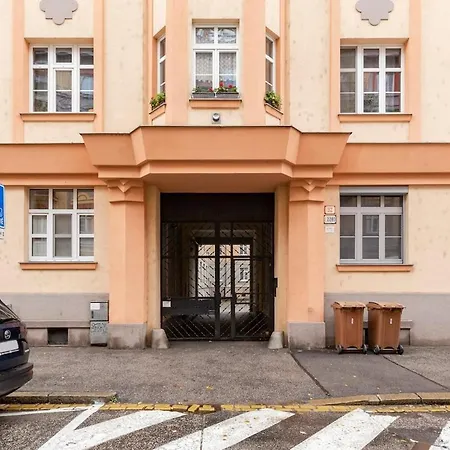 Rooftop 180m2 Loft With Private Sauna, Apartment *