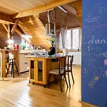 Rooftop 180m2 Loft With Private Sauna, Lejlighed